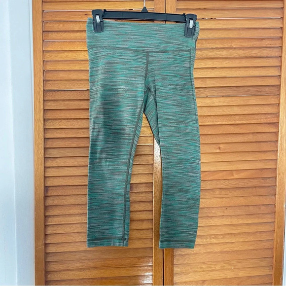 Lululemon Wunder Under Cropped Athletic Yoga Leggings Sz 4 - Picture 3 of 8